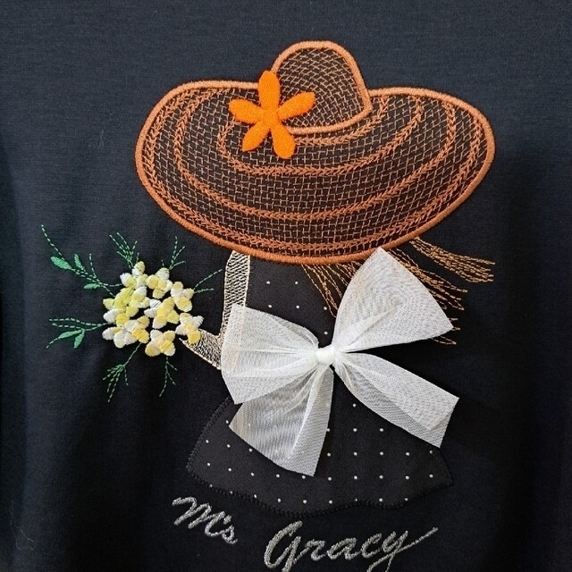 M'S GRACY(エムズグレイシー)のエムズグレイシー　シルクハットカットソー　新品タグつき レディースのトップス(Tシャツ(半袖/袖なし))の商品写真