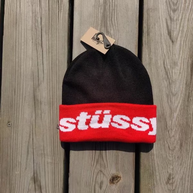 STUSSY - ステューシー STUSSY HELVETICA JACQUARD BEANIEの通販 by