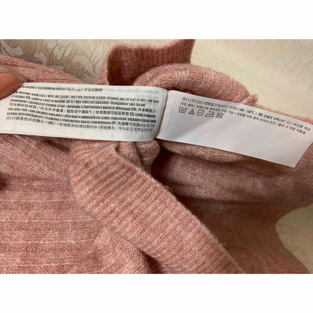 Abercrombie&Fitch(アバクロンビーアンドフィッチ)のアバクロ　レディースニット　ピンク レディースのトップス(ニット/セーター)の商品写真