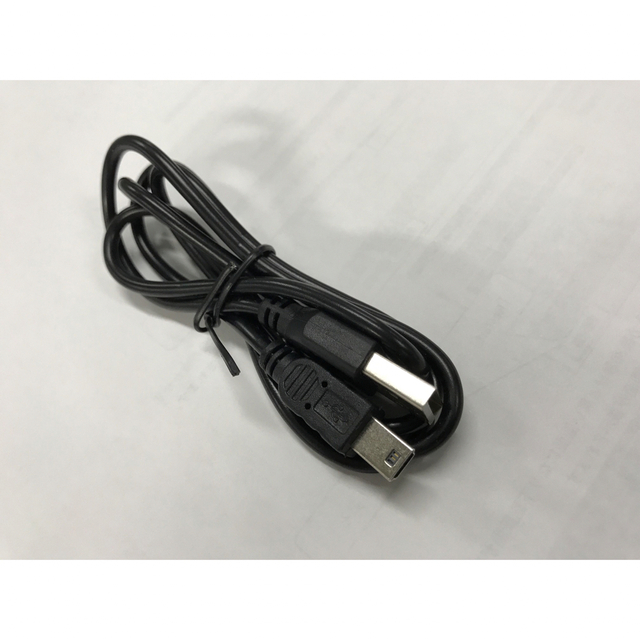 Wii U(ウィーユー)のWiiU Proコントローラー用充電USBケーブル エンタメ/ホビーのゲームソフト/ゲーム機本体(家庭用ゲーム機本体)の商品写真