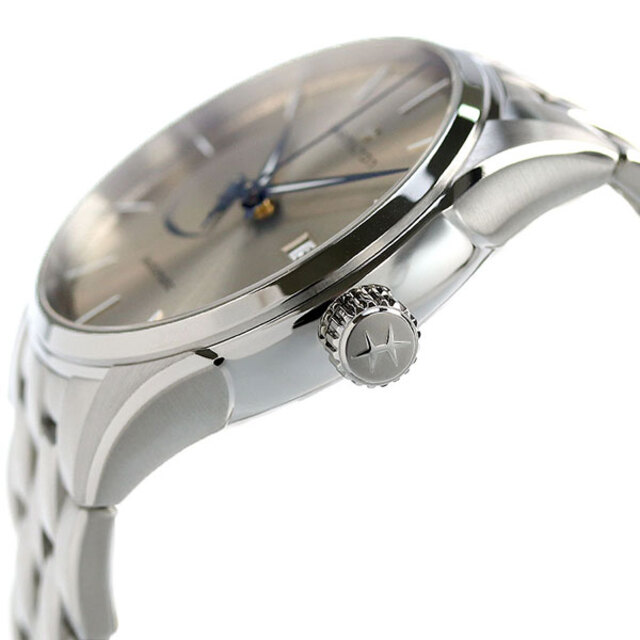 Hamilton(ハミルトン)の【新品】ハミルトン HAMILTON 腕時計 メンズ H32635122 ジャズマスター パワーリザーブ オート 42mm POWER RESERVE AUTO 42mm 自動巻き（H-13/手巻き付） ベージュxシルバー アナログ表示 メンズの時計(腕時計(アナログ))の商品写真