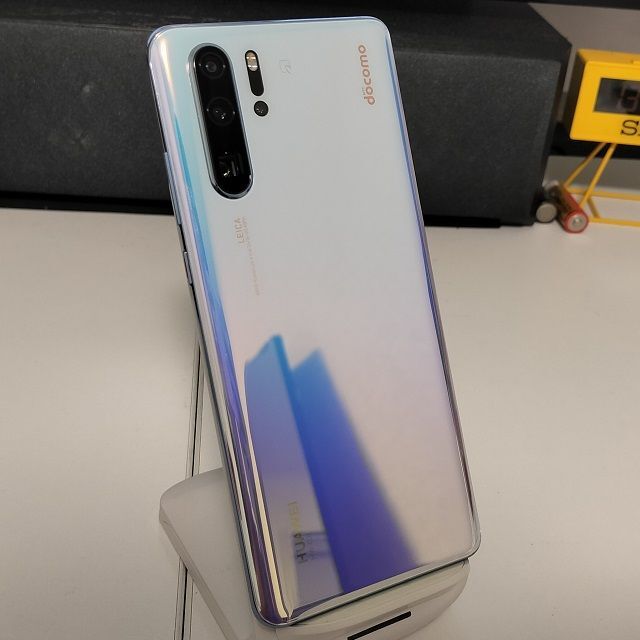 HUAWEI(ファーウェイ)のHUAWEI ファーウェイ P30 Pro HW-02L docomo スマホ/家電/カメラのスマートフォン/携帯電話(スマートフォン本体)の商品写真