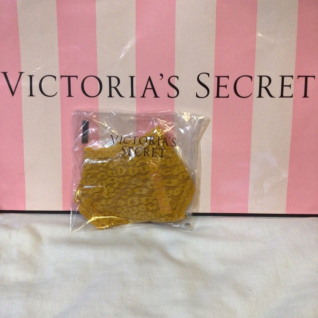 Victoria's Secret(ヴィクトリアズシークレット)のVSH4レースショーツVictoria’sSecretレオパードショーツ送料無料 レディースの下着/アンダーウェア(ショーツ)の商品写真