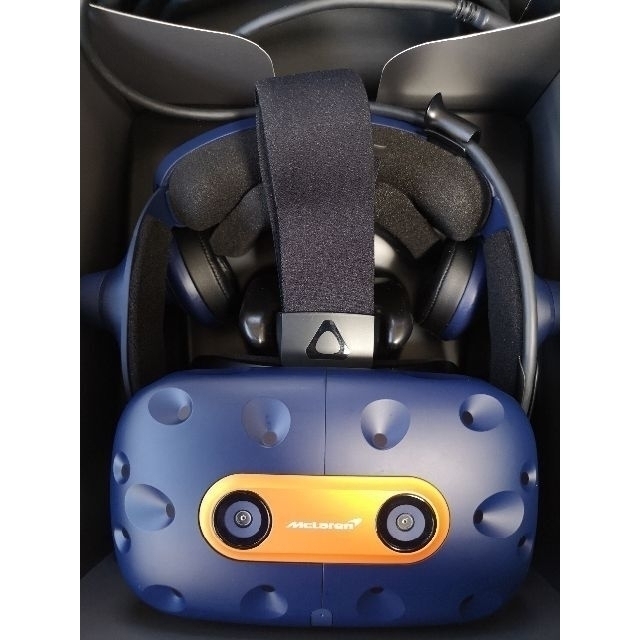 ほぼ新品　HTC VIVE PRO HMD (アップグレードキット)PC/タブレット