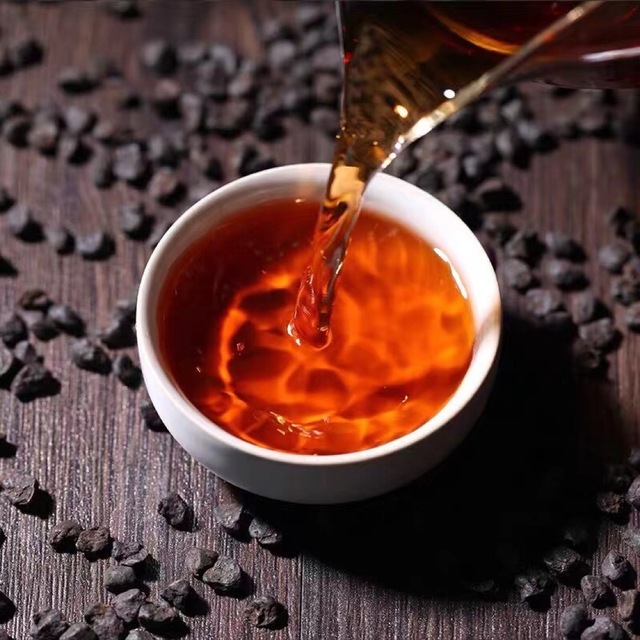 【黒茶】茶化石 50g/袋 食品/飲料/酒の飲料(茶)の商品写真