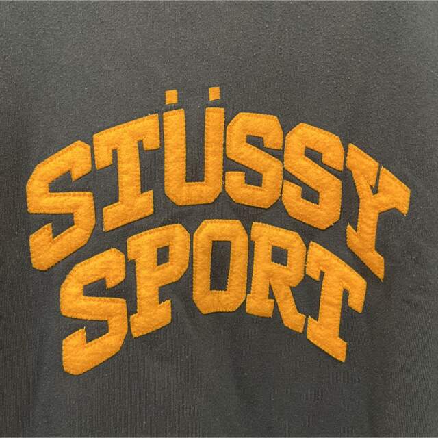 STUSSY SPORTSカレッジスウェット コットンポリ トレーナー - スウェット