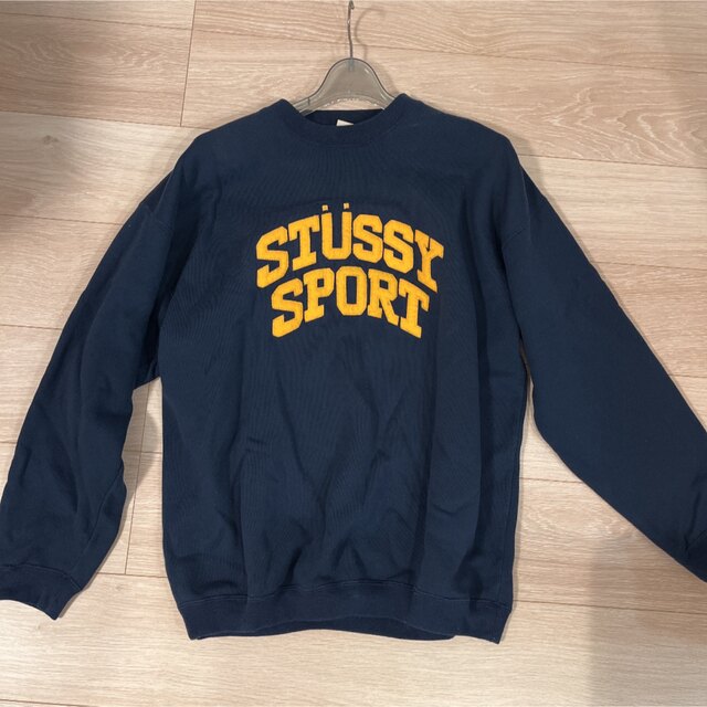 stussy sports トレーナー