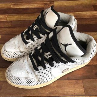 air jordan 1 phat low(スニーカー)