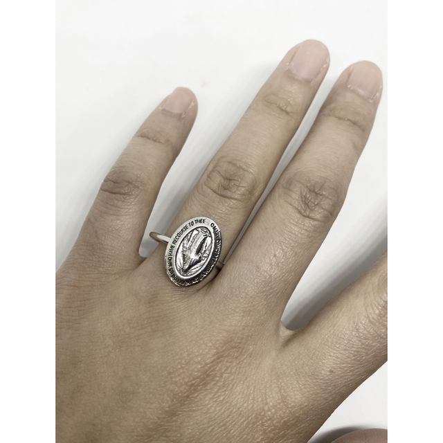 マリア　不思議のメダイ　奇跡　アンティークスターリング　SILVERオーバルぞE メンズのアクセサリー(リング(指輪))の商品写真