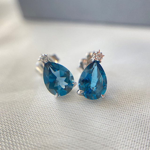 STAR JEWELRY(スタージュエリー)のスタージュエリー NIGHT BLUE ピアス レディースのアクセサリー(ピアス)の商品写真