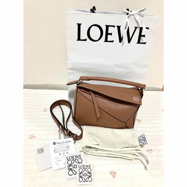 定番のお歳暮＆冬ギフト LOEWE - ロエベ パズルバッグ スモール タン