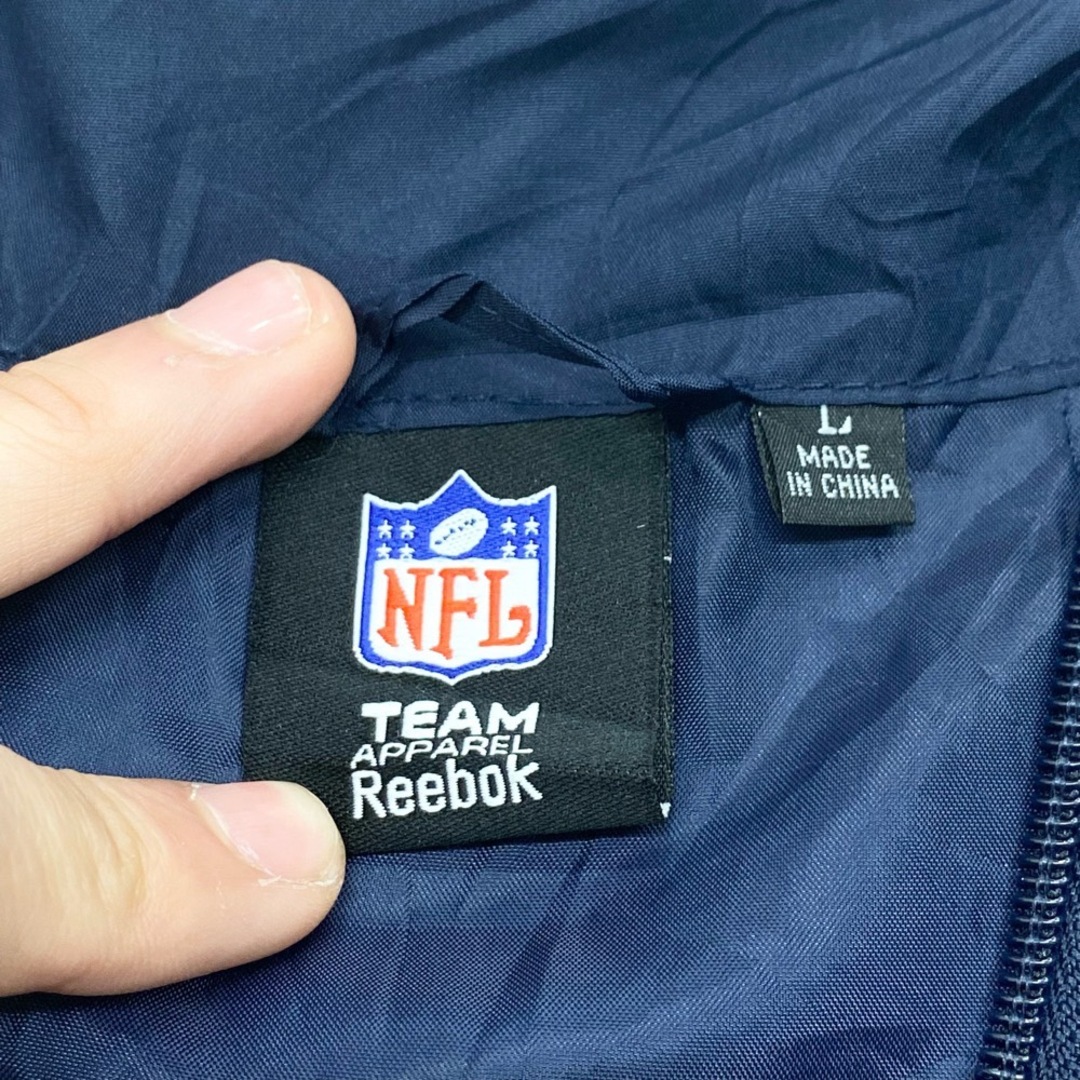 Reebok NFL タンパベイ　バッカニアーズ　上着　XL 　23win1