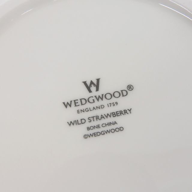 other(アザー)の【本物保証】 箱付 新品同様 ウエッジウッド WEDGWOOD ワイルドストロベリー3皿 マリアージュボウル S 大皿×2 レディースのファッション小物(その他)の商品写真