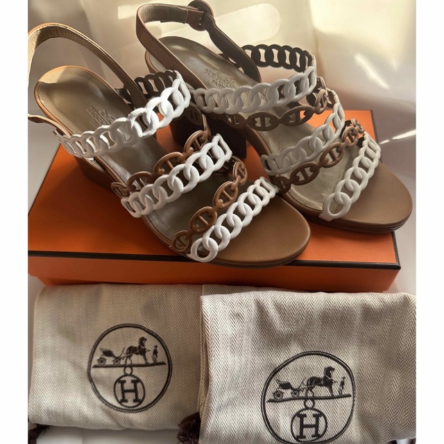 Hermes(エルメス)のエルメス サンダル ロマンツァ シェーヌダンクル 36サイズ レディースの靴/シューズ(サンダル)の商品写真