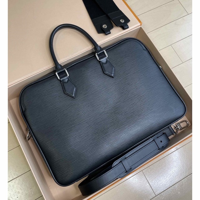 LOUIS VUITTON(ルイヴィトン)のLouis Vuitton Dandy MM Epi ブリーフケース メンズのバッグ(ビジネスバッグ)の商品写真