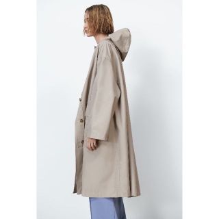 ザラ(ZARA)のZARA フード付きオーバーサイズ トレンチコート アウター(トレンチコート)