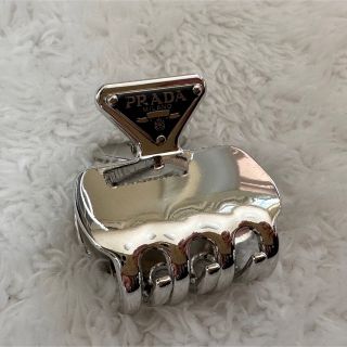 プラダ ヘアクリップの通販 70点 | PRADAを買うならラクマ