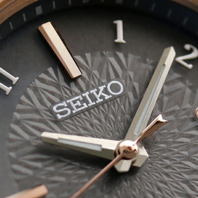 セイコー SEIKO 腕時計 レディース SSQV092 ルキア アイ コレクション I Collection 電波ソーラー（1B35） ライトグレーxシルバー アナログ表示