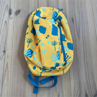 新品　デカトロン　QUECHUA（ケシュア）(リュックサック)