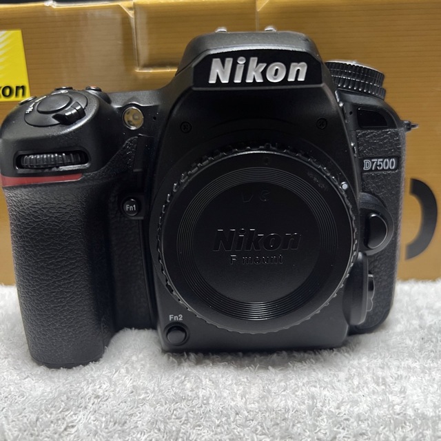 Nikon D7500 ボディ