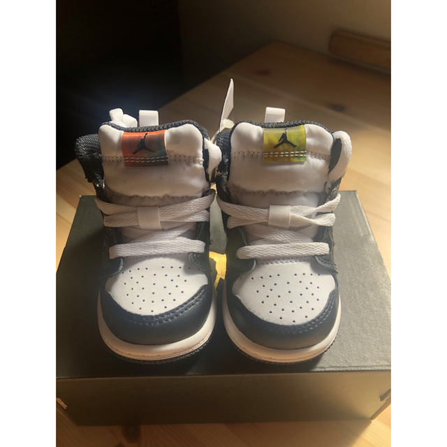 Jordan Brand（NIKE）(ジョーダン)の(送料込み)air jordan 1 Med se 3c 9cm キッズ/ベビー/マタニティのベビー靴/シューズ(~14cm)(スニーカー)の商品写真