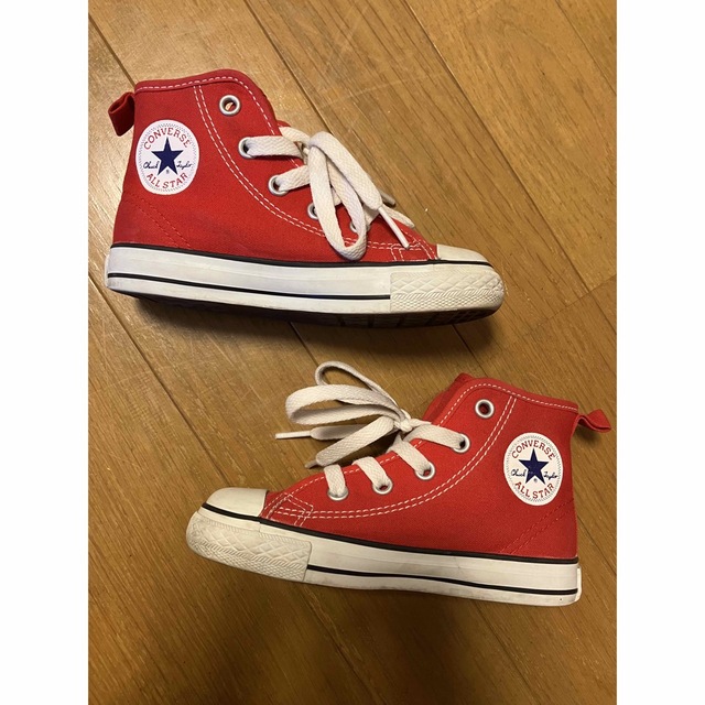 CONVERSE(コンバース)のコンバース　ハイカット　赤　17㎝　チャック キッズ/ベビー/マタニティのキッズ靴/シューズ(15cm~)(スニーカー)の商品写真