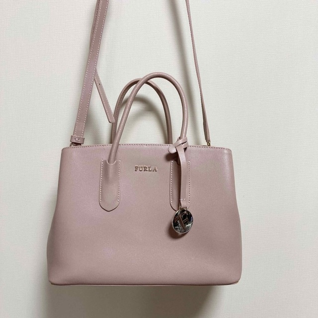 Furla(フルラ)のFURLA フルラ　テッサ　ハンドバッグ　ピンク　ベージュ　ショルダー レディースのバッグ(ハンドバッグ)の商品写真