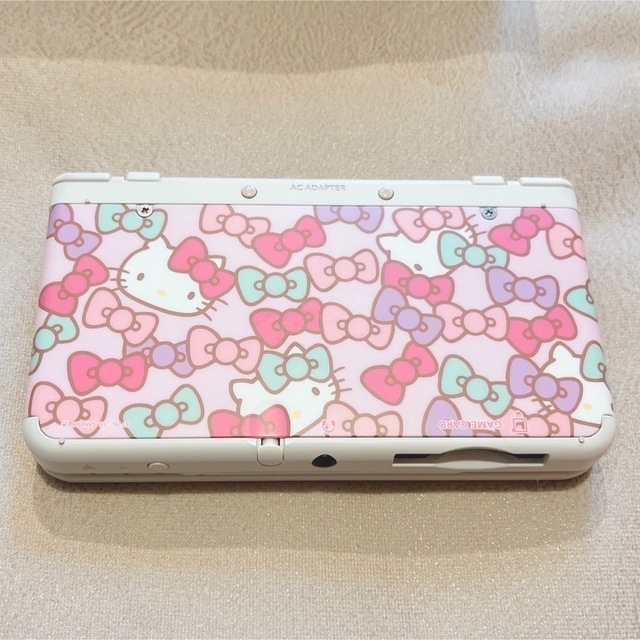 【SALE／37%OFF】 即日発送】3DSハローキティ着せ替えプレートパック ＆とびだせ 携帯用ゲーム機本体