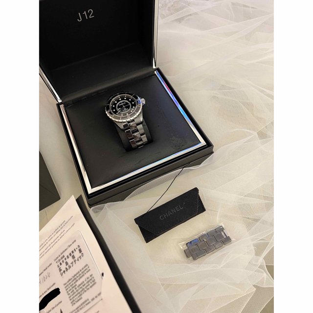 CHANEL(シャネル)のCHANEL J12 ⌚️黒セラミック 38mm 自動巻き メンズの時計(腕時計(アナログ))の商品写真
