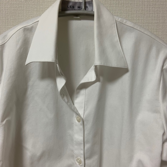 AOKI(アオキ)のAOKI レディース　長袖シャツ　白　5号 レディースのトップス(シャツ/ブラウス(長袖/七分))の商品写真