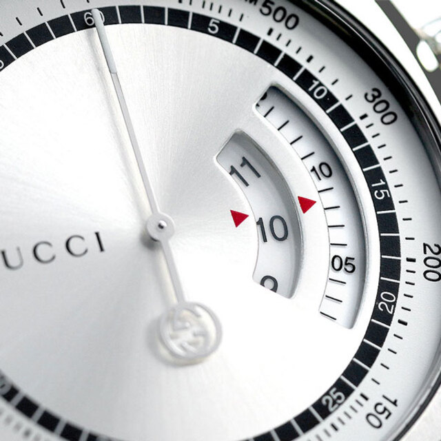 Gucci(グッチ)の【新品】グッチ GUCCI 腕時計 メンズ YA157302 グリップ 40mm GRIP 40mm クオーツ（Ronda） シルバーxシルバー アナログ表示 メンズの時計(腕時計(アナログ))の商品写真