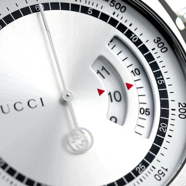グッチ GUCCI 腕時計 メンズ YA157302 グリップ 40mm GRIP 40mm クオーツ(Ronda) シルバーxシルバー アナログ表示