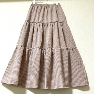 メルロー(merlot)のメルロー　ボリューミーな細かめチェックのロングティアードスカート(ロングスカート)