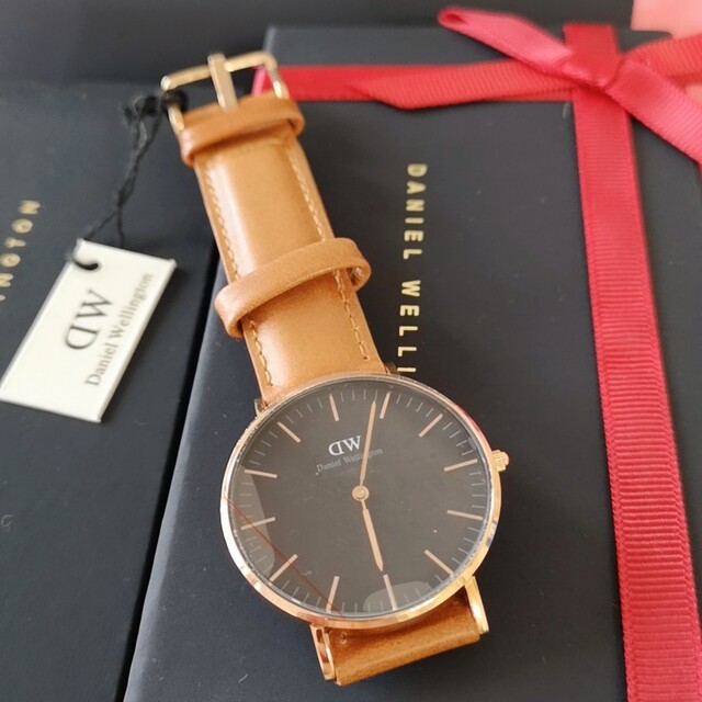 Daniel Wellington 未使用 値下げしました！