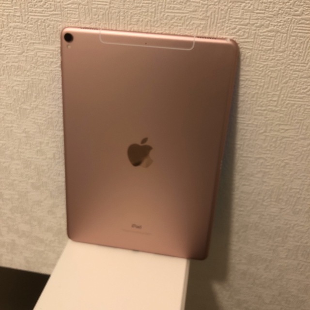 送料無料！iPad Pro 10.5 64GB セルラーモデル