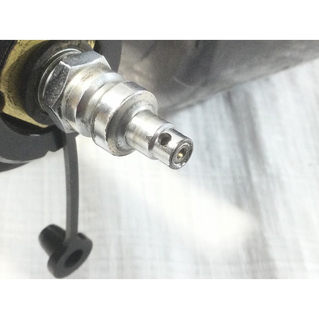 日立 - ☆中古品☆ HITACHI 日立工機 75mm 高圧 ロール釘打機 日立 - ☆中古品☆ HITACHI 日立工機 75mm 高圧 ロール釘打機