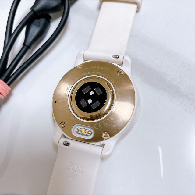 GARMIN(ガーミン)のGarmin Venu 2 Plus Ivory/Cream Gold  スマホ/家電/カメラのスマホ/家電/カメラ その他(その他)の商品写真