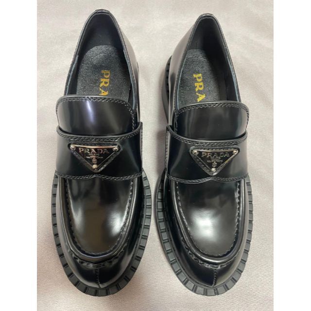 2022年製 新品】 プラダ ブラッシュドレザー ローファー PRADA - PRADA