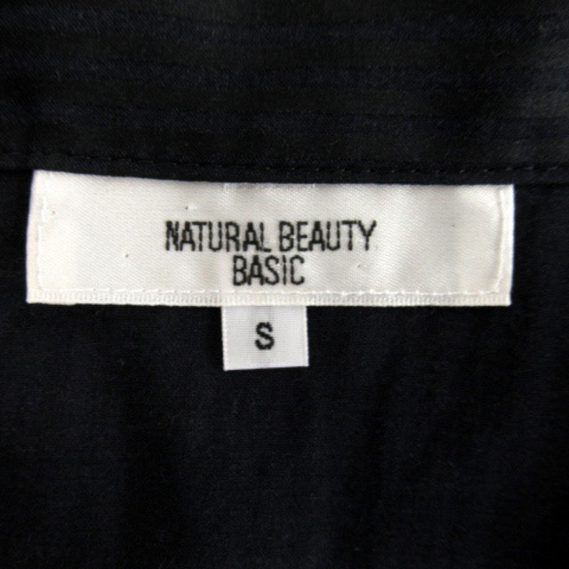 NATURAL BEAUTY BASIC(ナチュラルビューティーベーシック)のナチュラルビューティーベーシック シャツ ブラウス 長袖 ストライプ柄 S 黒 レディースのトップス(シャツ/ブラウス(長袖/七分))の商品写真