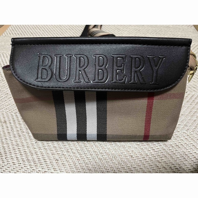 Burberyショルダーバッグショルダーバッグ