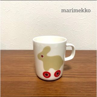 マリメッコ(marimekko)の新品未使用　マリメッコ   マグカップ  ルッラ(食器)