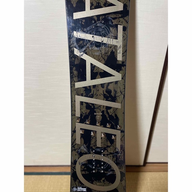 バタレオン　グローバルウォーマー151cm(デッキパッド付き) スポーツ/アウトドアのスノーボード(ボード)の商品写真