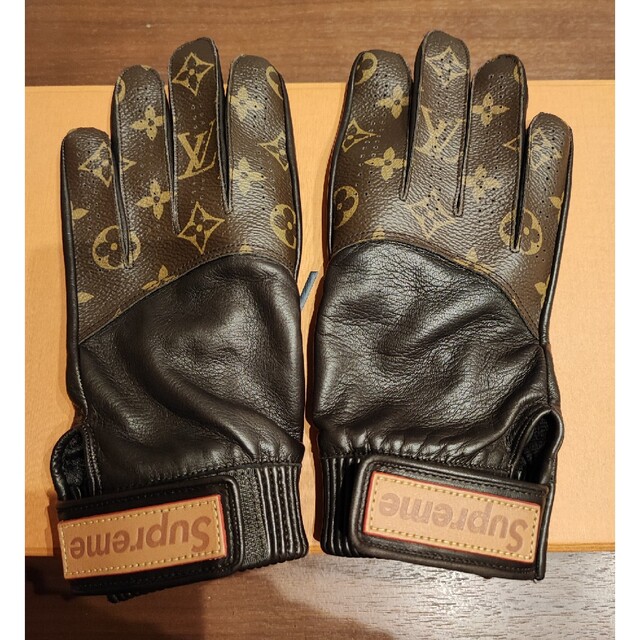 Authentic LOUIS VUITTON Supreme Monogram Gloves MP1893 Baseball Men's  Browns