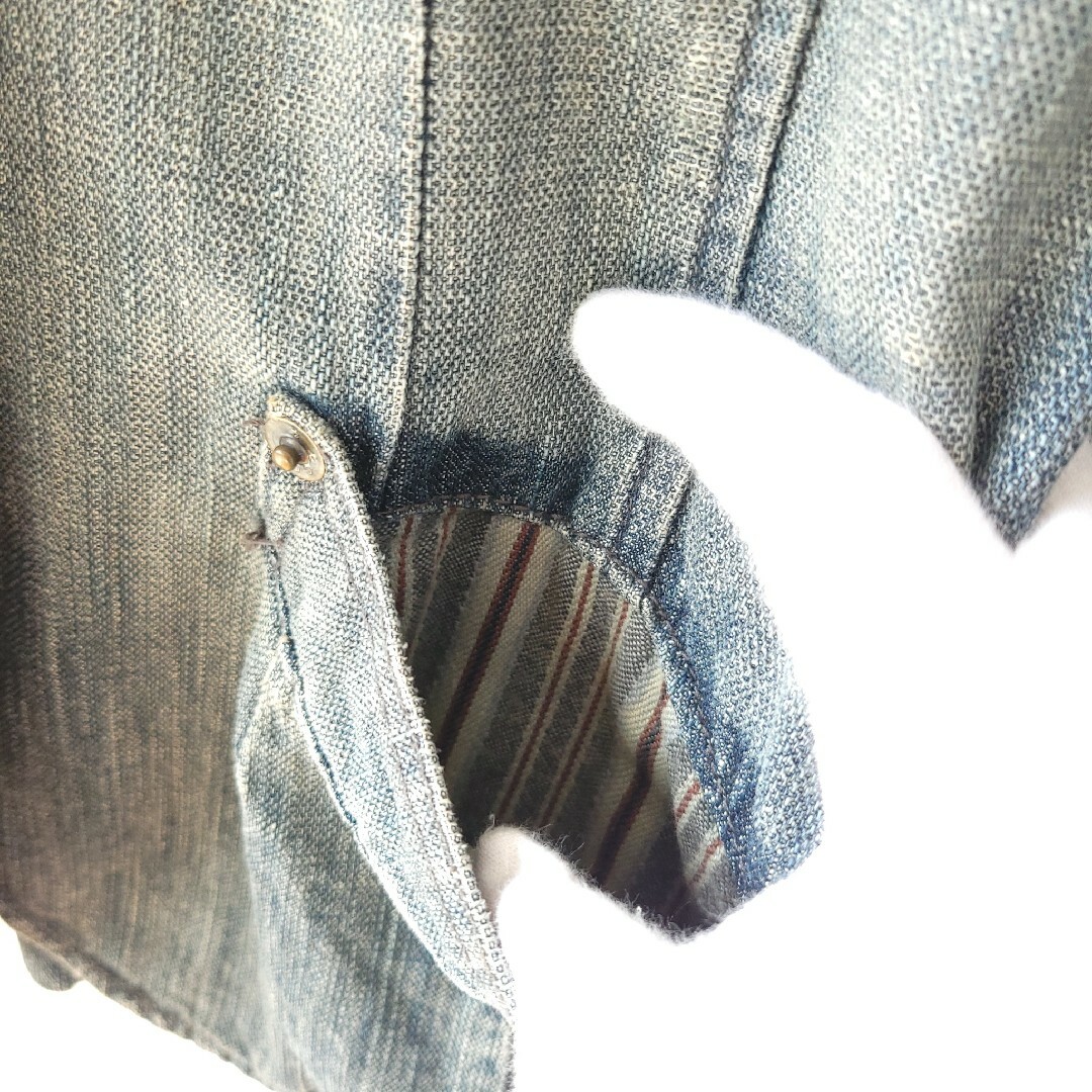 古着デニムジャケット　レディースSサイズ　メタルボタン　インディゴブルー レディースのジャケット/アウター(Gジャン/デニムジャケット)の商品写真