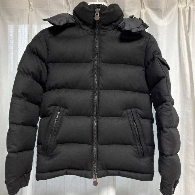 専門ショップ MONCLER - モンクレール モンジュネーブル『新品同様