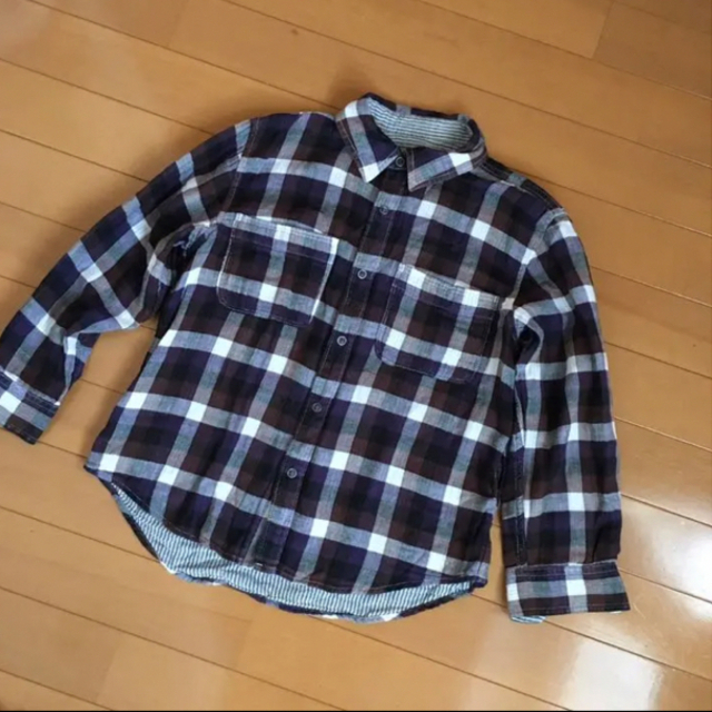 GAP Kids(ギャップキッズ)のリバーシブルチェックシャツ☆エフオーキッズ、ブリーズ、グローバルワーク等お好き方 キッズ/ベビー/マタニティのキッズ服男の子用(90cm~)(ジャケット/上着)の商品写真