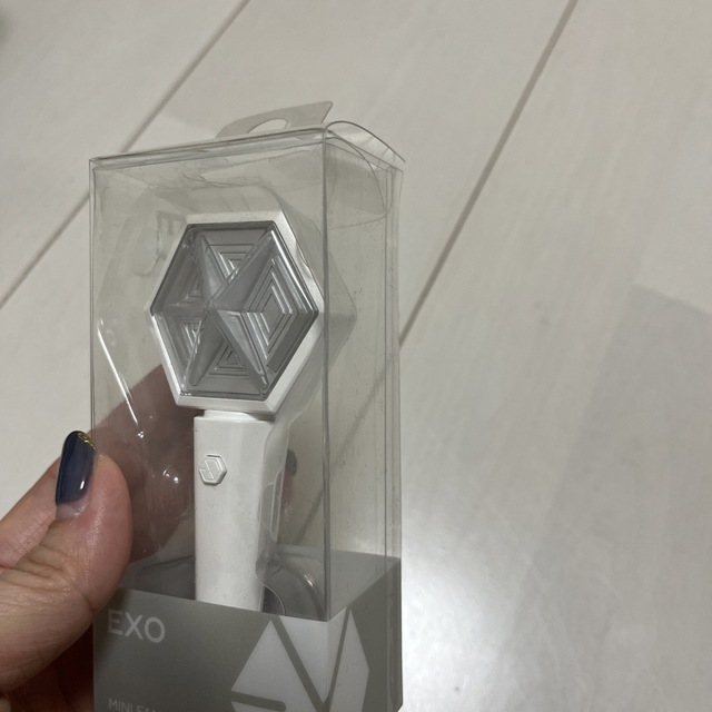 EXO ミニペンライト　キーホルダー エンタメ/ホビーのタレントグッズ(アイドルグッズ)の商品写真