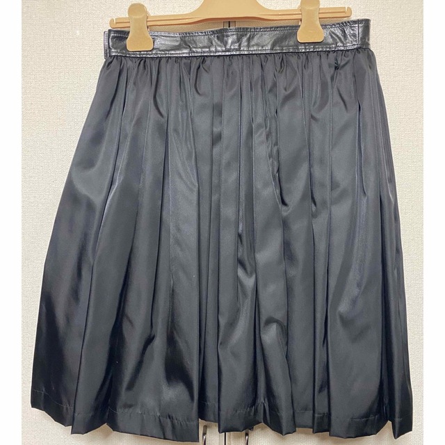 PRADA(プラダ)のプラダスカート レディースのスカート(ひざ丈スカート)の商品写真