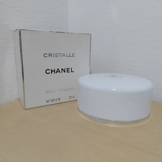 未開封！CHANEL  フレッシュボディパウダー