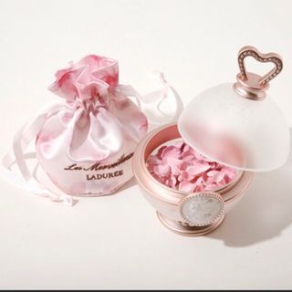 レメルヴェイユーズラデュレ(Les Merveilleuses LADUREE)の新品 未使用 ラデュレ 限定 桜 巾着 ポーチ 🌸(ポーチ)